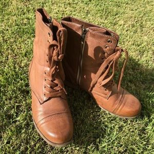 Mia Shoes Parrade Lace-Up Brown Boots 8
